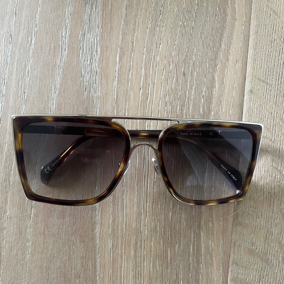 Saint Owen Sunglasses with box and case - Picture 3 of 5